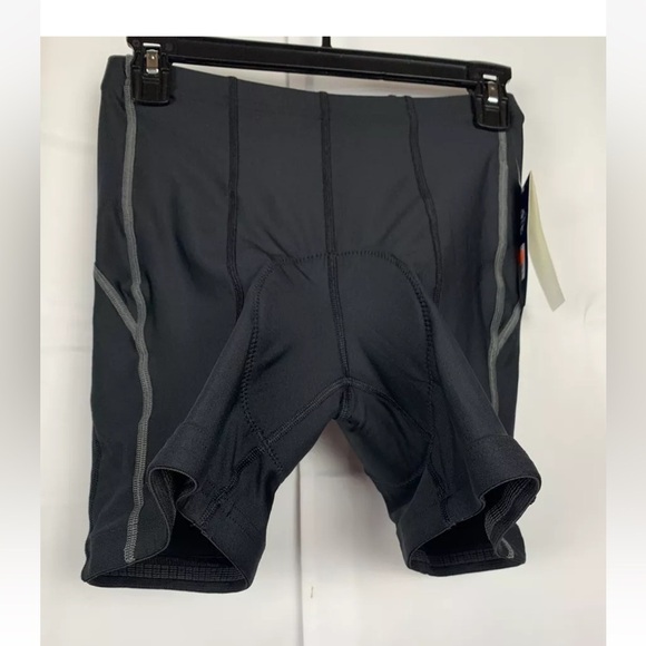 Quest Womens Padded Black Compression Cycling Bike Shirts Size M NWT - Picture 1 of 4